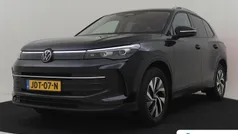 Zwart Occasion 2025 VW Tiguan Edition SUV | € 45.395 (Eerlijke prijs)