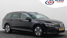 Zwart Gebruikt 2020 VW Passat Business Stationwagen | € 21.950 (Goede deal)