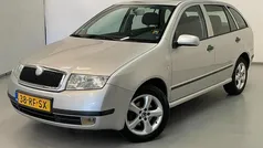 Grijs, metallic lak Gebruikt 2005 Skoda Fabia Comfort Stationwagen | € 1.745 (Eerlijke prijs)