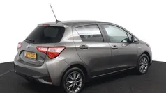 Grijs Gebruikt 2019 Toyota Yaris Hatchback | € 18.950 (Eerlijke prijs)