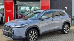 Grijs Gebruikt 2025 Toyota Corolla Cross Style SUV | € 37.400 (Eerlijke prijs)