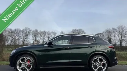 Gebruikt 2020 Alfa Romeo Stelvio SUV | € 42.950 (Eerlijke prijs)