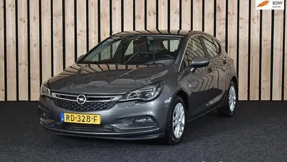 Occasion Opel Astra Edition 105 PK (77 kW) 2017 Hatchback