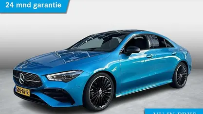 Occasion 2024 Mercedes CLA180 AMG line Sedan | € 37.950 (Eerlijke prijs)
