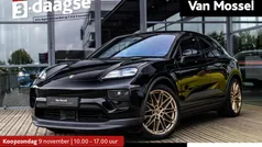 Zwart Gebruikt 2024 Porsche Macan SUV | € 81.900 (Eerlijke prijs)