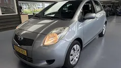 Gebruikt 2006 Toyota Yaris Sol Hatchback | € 2.950 (Eerlijke prijs)