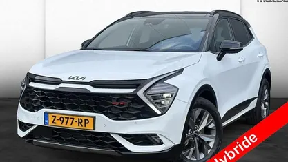 Wit Occasion 2024 Kia Sportage GT SUV | € 38.995 (Eerlijke prijs)