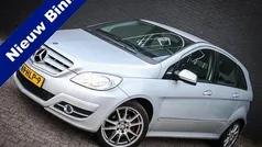 Grijs Gebruikt 2009 Mercedes B170 MPV | € 4.450 (Eerlijke prijs)