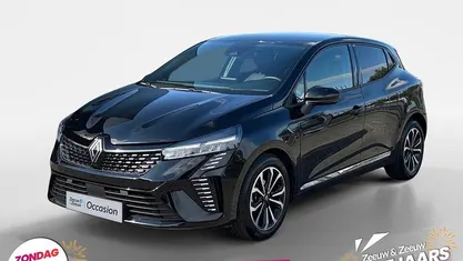 Noir étoilé gne (donker zwart) Gebruikt 2023 Renault Clio V Techno Hatchback | € 17.935 (Eerlijke prijs)