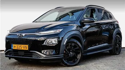 Zwart Gebruikt 2020 Hyundai Kona SUV | € 15.740 (Eerlijke prijs)