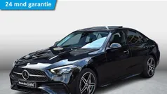 Zwart Gebruikt 2022 Mercedes C300e AMG line Sedan | € 42.950 (Eerlijke prijs)