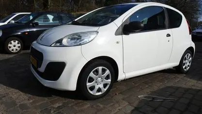 Occasion Peugeot 107 Access 68 PK (50 kW) 2012 Hatchback