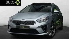 Grijs Gebruikt 2020 Kia Ceed Hatchback | € 22.900 (Eerlijke prijs)