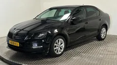 Zwart Gebruikt 2020 Skoda Octavia Business Line Hatchback | € 17.300 (Goede deal)