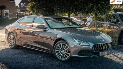 Grijs, metallic lak Occasion 2017 Maserati Quattroporte Sedan | € 49.950 (Super prijs)