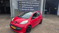 Rood Gebruikt 2008 Peugeot 107 Hatchback | € 600 (Super prijs)