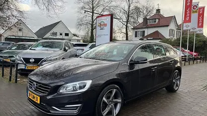 Occasion Volvo V60 Summum 215 PK (158 kW) 2014 Zwart (metallic) Stationwagen