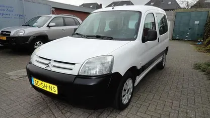 Wit Gebruikt 2006 Citroën Berlingo MPV | € 2.750 (Eerlijke prijs)