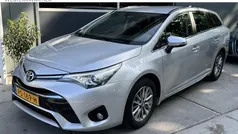 Grijs Gebruikt 2017 Toyota Avensis Stationwagen | € 15.939 (Goede deal)