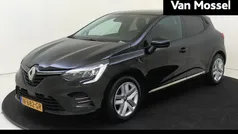 Gebruikt 2021 Renault Clio V Zen Hatchback | € 13.435 (Eerlijke prijs)