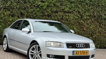 Grijs Gebruikt 2004 Audi A8 Sedan | € 9.890 (Eerlijke prijs)