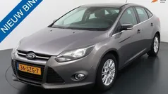 Bruin Gebruikt 2012 Ford Focus Titanium Sedan | € 6.250 (Eerlijke prijs)
