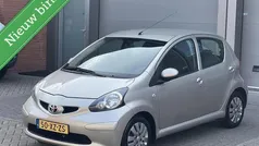 Beige Gebruikt 2008 Toyota Aygo Hatchback | € 3.100 (Eerlijke prijs)