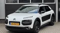 Gebruikt 2018 Citroën C4 Cactus Feel Hatchback | € 9.950 (Goede deal)