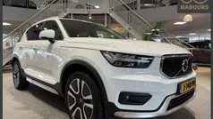 Wit Gebruikt 2020 Volvo XC40 Business Edition SUV | € 29.450 (Eerlijke prijs)