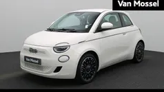 Wit Gebruikt 2023 Fiat 500e La Prima Hatchback | € 23.900 (Eerlijke prijs)