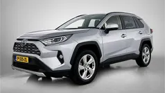 Grijs Gebruikt 2020 Toyota RAV4 Hybrid Executive SUV | € 30.695 (Goede deal)