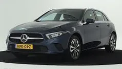 Blauw Gebruikt 2021 Mercedes A250 Hatchback | € 26.945 (Goede deal)