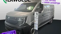 Grijs Nieuw 2024 Renault Master Van | € 38.555 (Eerlijke prijs)