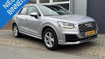 Grijs Occasion 2019 Audi Q2 S-Line SUV | € 21.450 (Eerlijke prijs)