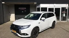 Wit Gebruikt 2015 Mitsubishi Outlander Edition SUV | € 9.999 (Eerlijke prijs)