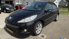 Zwart Gebruikt 2010 Peugeot 207 Hatchback | € 2.777 (Eerlijke prijs)