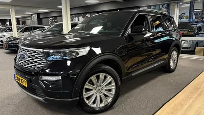 Gebruikt 2021 Ford Explorer Platinum SUV | € 41.950 (Eerlijke prijs)