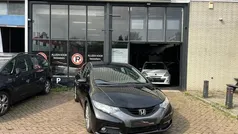 Zwart Gebruikt 2013 Honda Civic Sport Hatchback | € 10.975 (Goede deal)
