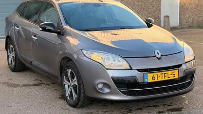 Grijs Gebruikt 2012 Renault Mégane GrandTour Bose Edition Stationwagen | € 1.749 (Goede deal)