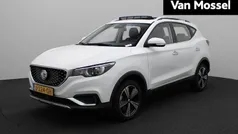 Gebruikt 2020 MG ZS Luxury Sedan | € 14.995 (Eerlijke prijs)