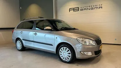 Beige (metallic) Gebruikt 2010 Skoda Fabia GreenLine Stationwagen | € 2.250 (Eerlijke prijs)