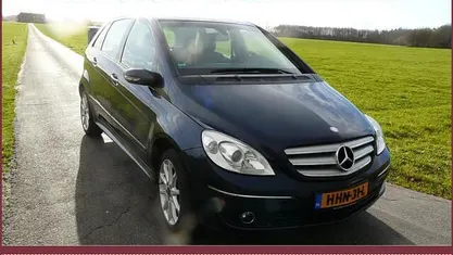 Blauw (metallic) Gebruikt 2007 Mercedes B200 MPV | € 5.750 (Eerlijke prijs)