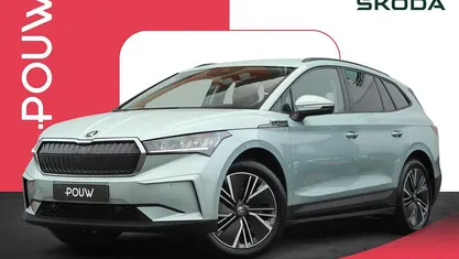 Grijs, metallic lak Gebruikt 2024 Skoda Enyaq iV Business Line SUV | € 31.450 (Eerlijke prijs)