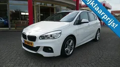 Wit, metallic lak Gebruikt 2017 BMW 218 Executive MPV | € 17.950 (Eerlijke prijs)