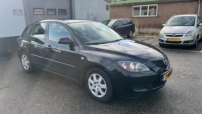 Occasion 2008 Mazda 3 Touring Hatchback | € 1.650 (Eerlijke prijs)