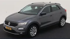 Grijs Gebruikt 2020 VW T-Roc Style SUV | € 24.750 (Goede deal)
