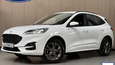Wit Gebruikt 2022 Ford Kuga ST-Line X SUV | € 29.900 (Eerlijke prijs)