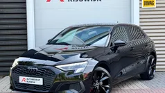 Zwart Gebruikt 2022 Audi A3 Sportback e-tron Premium Sedan | € 29.950 (Eerlijke prijs)