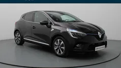 Zwart metallic Gebruikt 2021 Renault Clio V Zen Hatchback | € 17.490 (Eerlijke prijs)