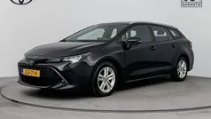 Zwart Gebruikt 2022 Toyota Corolla Stationwagen | € 24.445 (Eerlijke prijs)